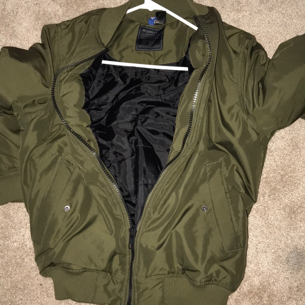 Jacket - Picture 2 of 3